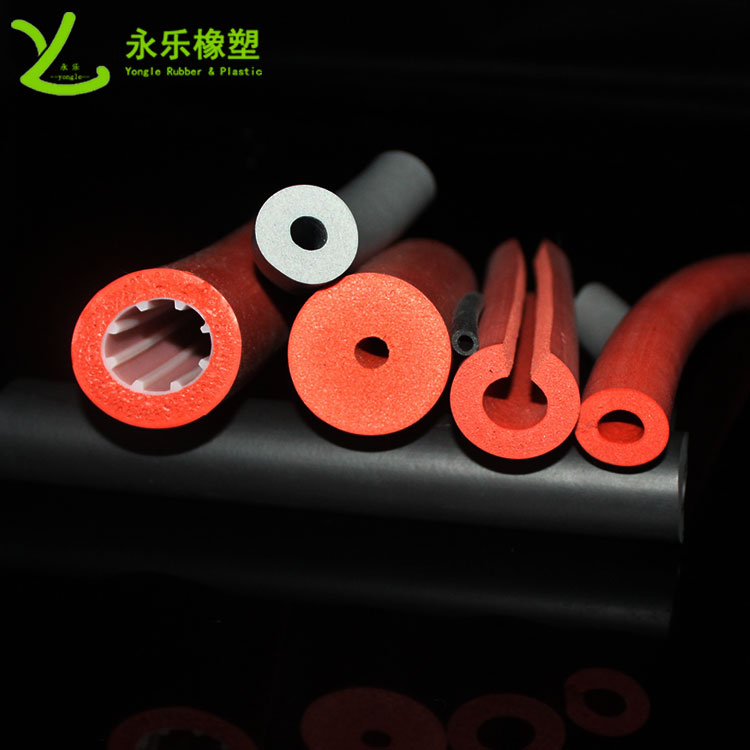 硅膠發(fā)泡管，耐高溫發(fā)泡硅膠管，保溫發(fā)泡硅膠管