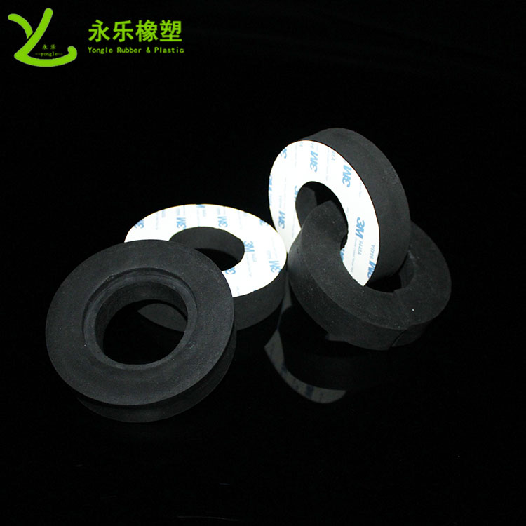 定制模壓發(fā)泡硅膠墊，減震模壓發(fā)泡硅膠墊，無(wú)氣味模壓發(fā)泡硅膠墊