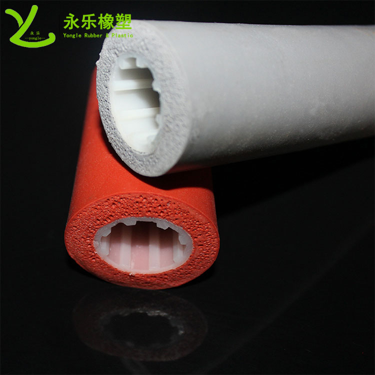 復合發(fā)泡硅膠管，耐高溫發(fā)泡硅膠管，保溫發(fā)泡硅膠管