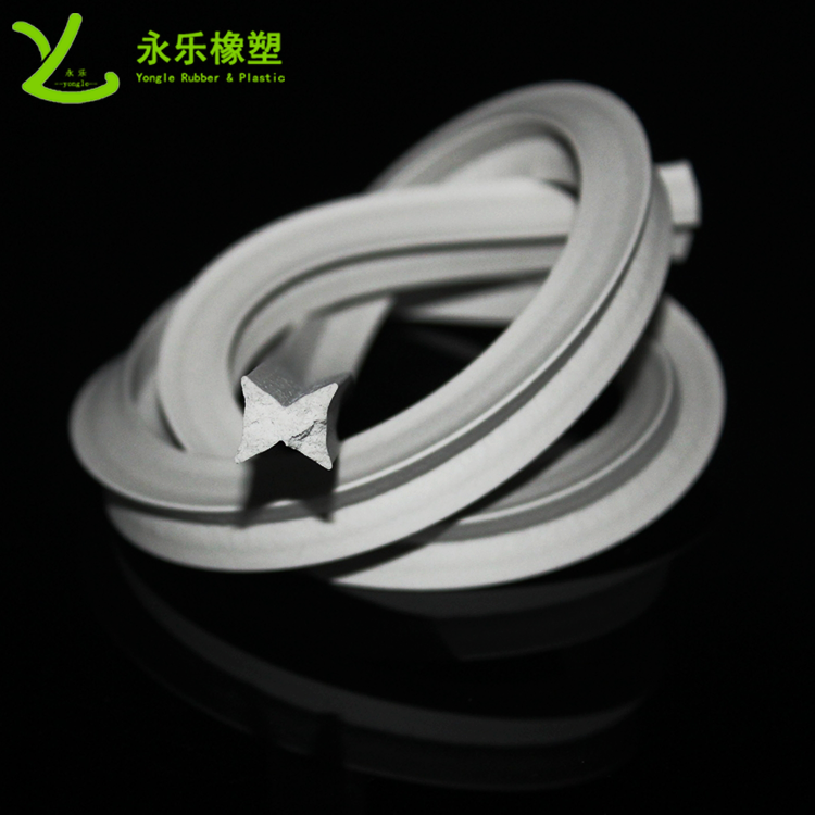 硅膠泡棉膠條，阻燃硅膠泡棉膠條，耐高溫發(fā)泡硅膠條